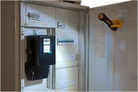 Brennenstuhl Tragbare Inspektions-LED-Leuchte mit 8 + 1 hellen SMD-LEDs (batteriebetrieben, max. 10 Stunden Leuchtdauer, drehbarer Haken, Magnet)