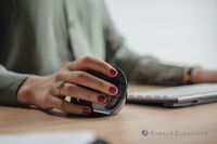 Evoluent VerticalMouse D Medium - Right-hand - Vertical design - Laser - USB Type-A - Black - Grey