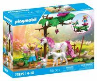 PLAYMOBIL 71839 Zauberhafter Einhorn-Stall für Mama und Fohlen