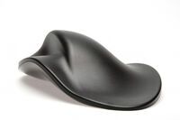 Bakker HandShoeMouse Wireless - Right-hand - BlueTrack - RF Wireless - Black