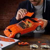 Mattel Brick Shop Hot Wheels 71 Lamborghini Miura P400 SV Bauspielzeugset (1523 Teile), für Sammler