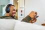 HP Poly Voyager Surround 80 UC USB-C Headset +USB-C/A Adapter SmartBuy (8G7T9AA)