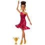 Mattel Barbie Turniertänzerin-Modepuppe mit braunem Haar und Tanzpokal-Zubehör