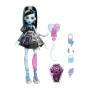 Mattel Monster High Scary Sweet Birthday Frankie Stein-Puppe im Partykleid mit Ballon und Geschenk