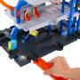 Mattel Hot Wheels City Mega-Parkgarage-Spielset mit 1 Die-Cast-Spielzeugauto und 1 Spielzeug-Hubschr