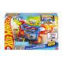 Mattel Hot Wheels City ECL Tunnel Twist Car Wash