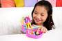 Mattel Polly Pocket Eiskätzchen-Schatulle, Spielset mit 1 Minipuppe und Hündchen, Reisespielzeug mit